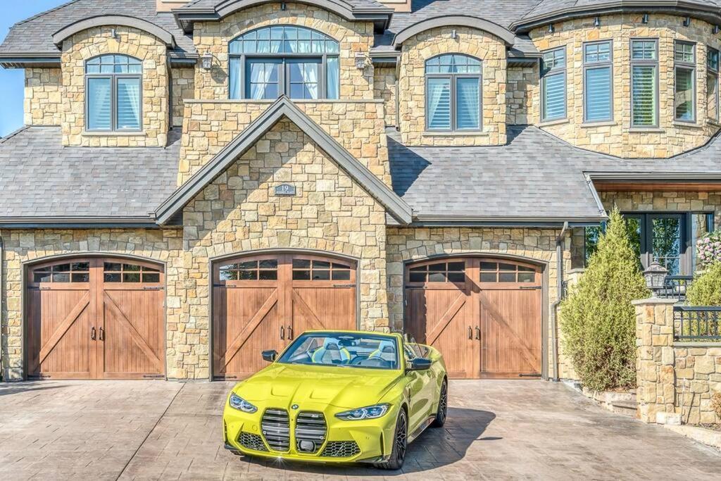 French Chateau W/Swim Spa & Theatre: 11,700 Sqft YYC Exteriör bild